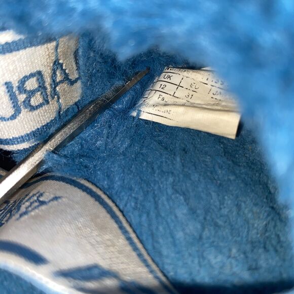 Koolaburra By Ugg Blue Fluffy Slide On Slippers Size Girls 13 - Picture 5 of 5